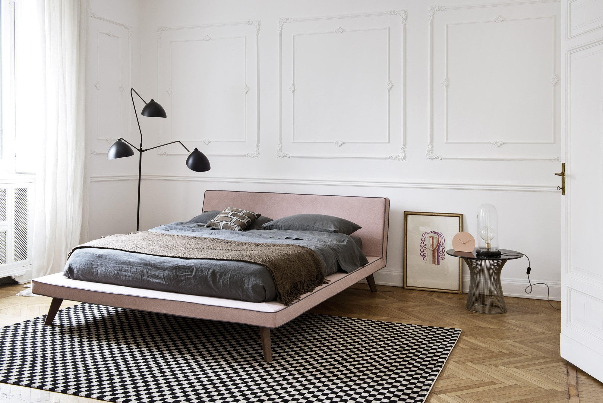 inspirate-con-estas-camas-y-mesitas-de-diseno