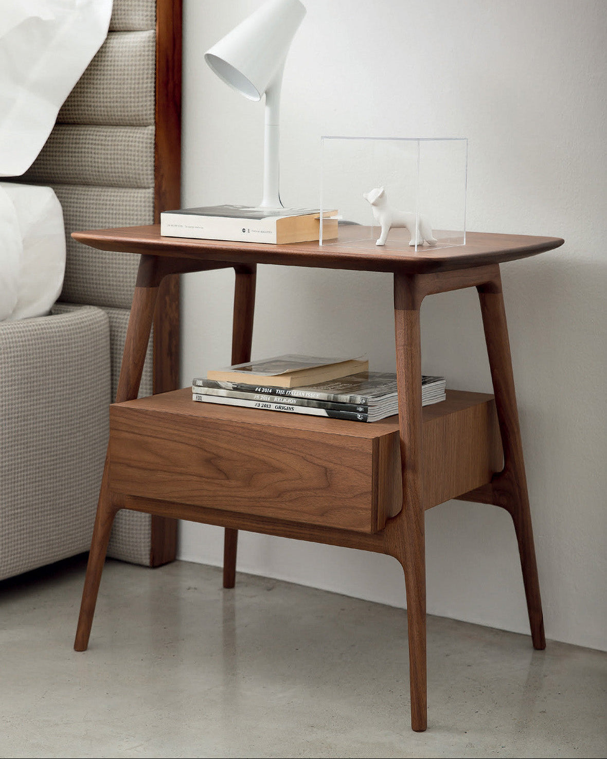 Bilot bedside table