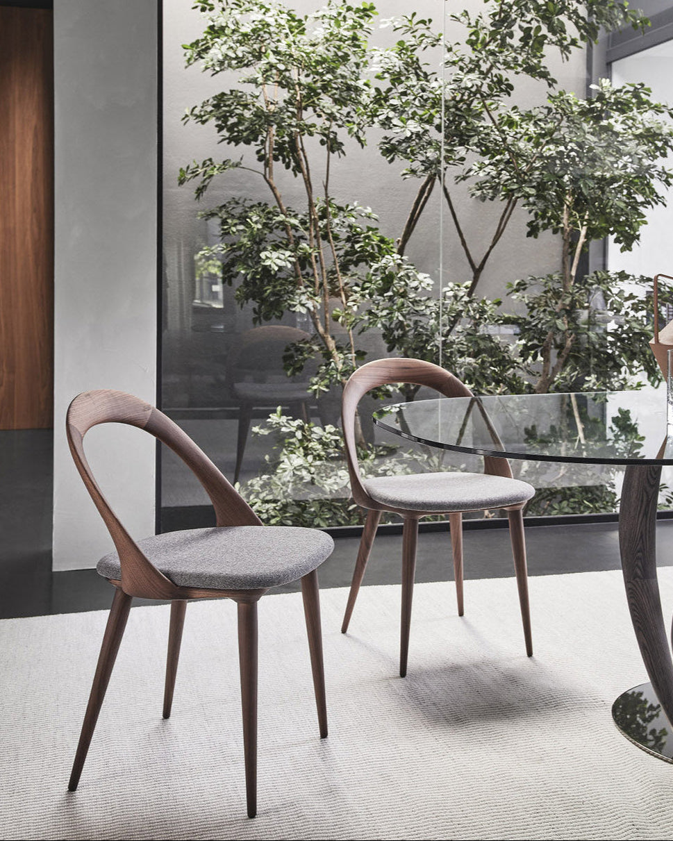 Ester dining chair
