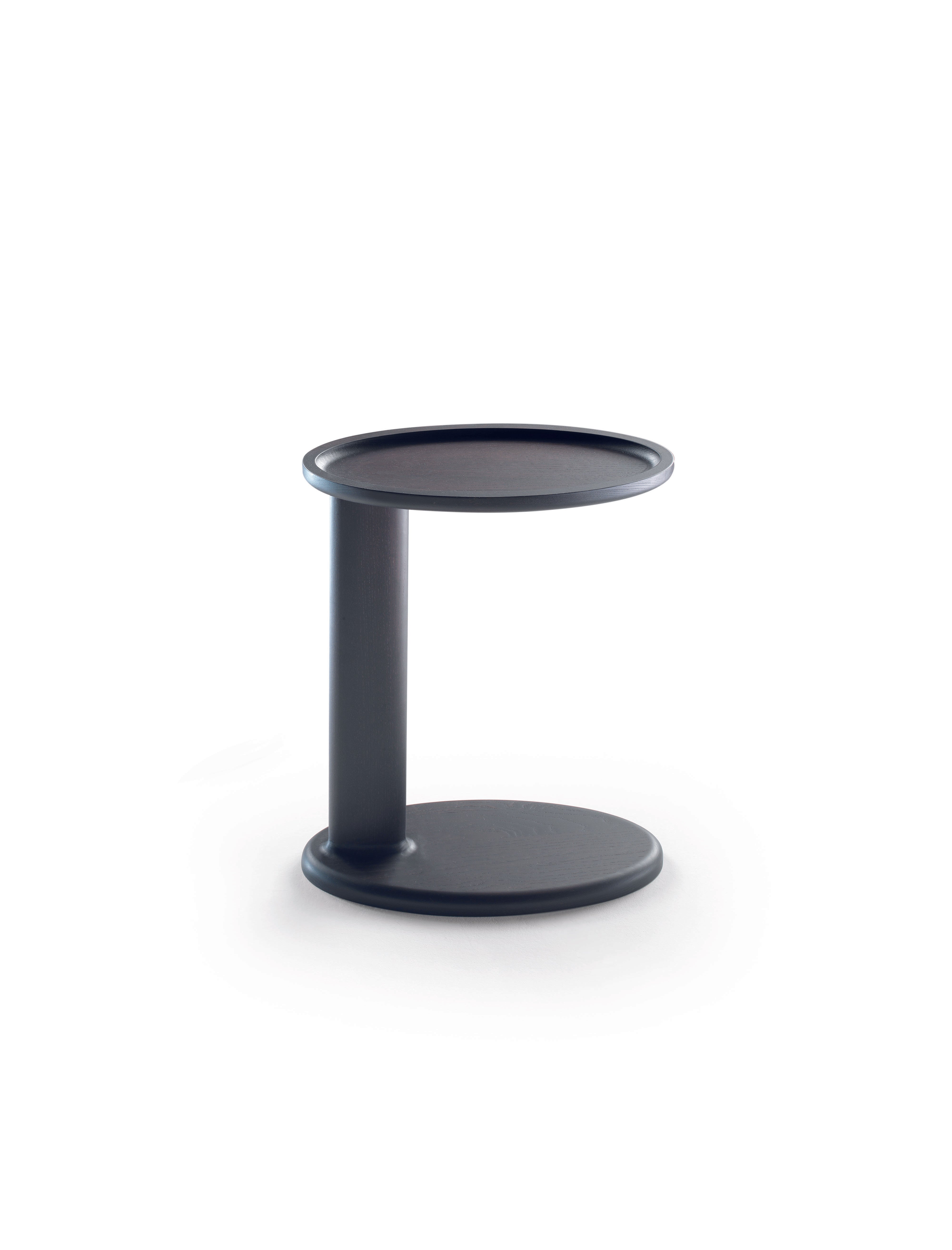 Oliver Side Table 32x43 cm