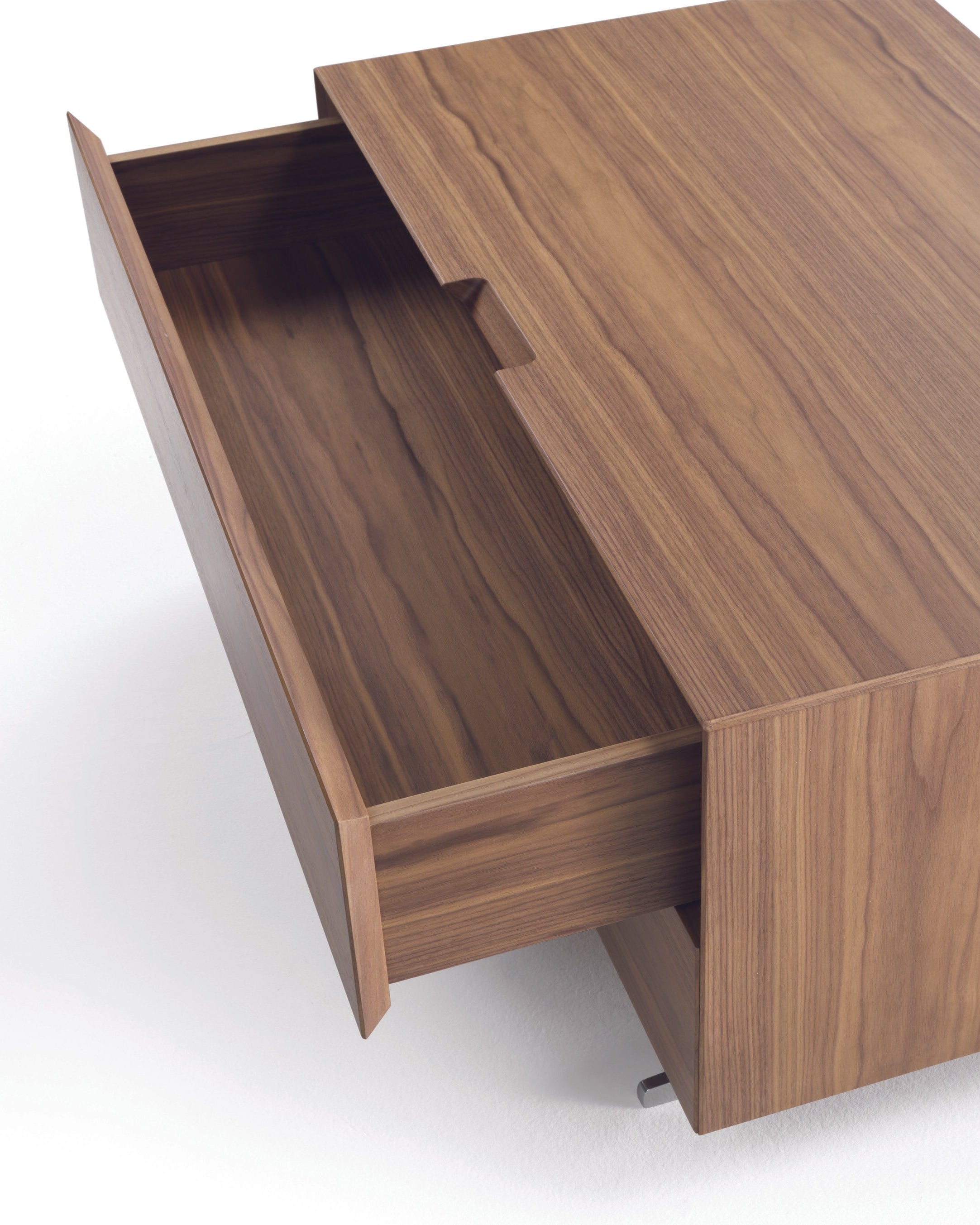 Mesita de noche Piuma