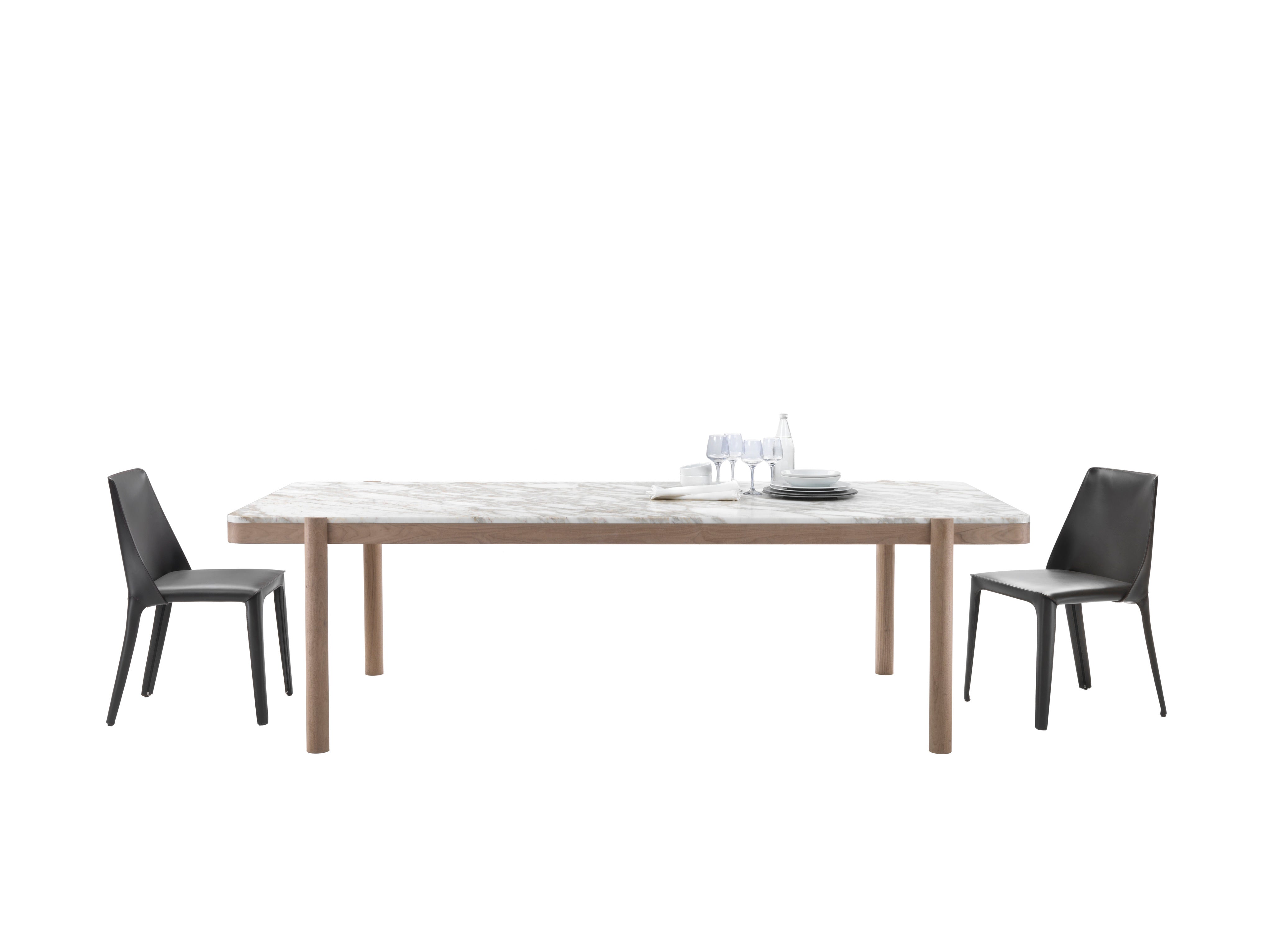 Gustav dining table
