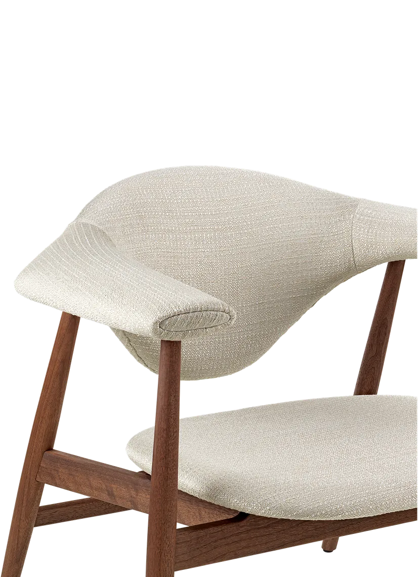 Masculo upholstered armchair