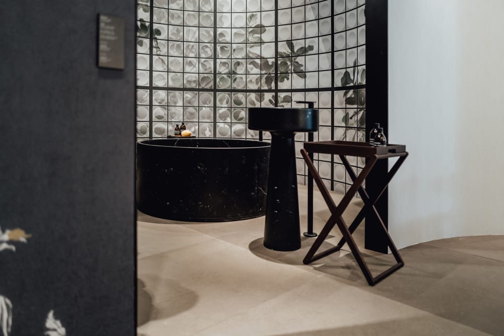 Bjhon 1 Marble Totem Washbasin