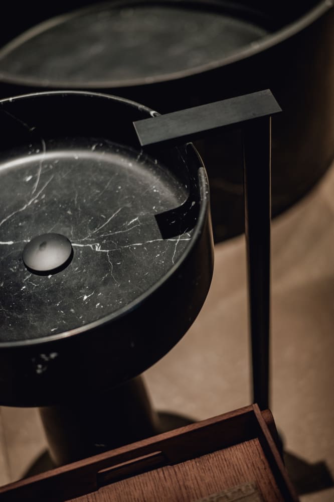 Bjhon 1 Marble Totem Washbasin