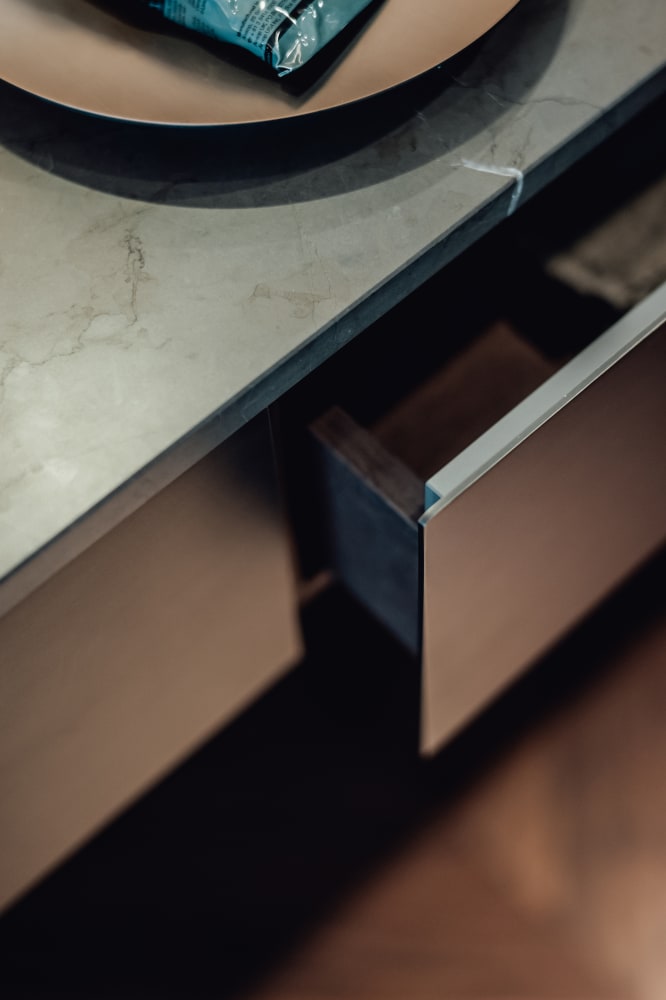 DR bathroom furniture