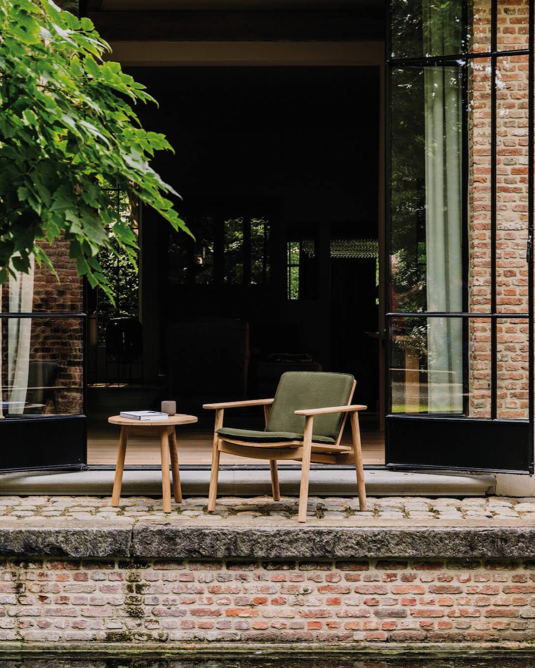 Riva Low Club Chair | 23L Seat Cushion