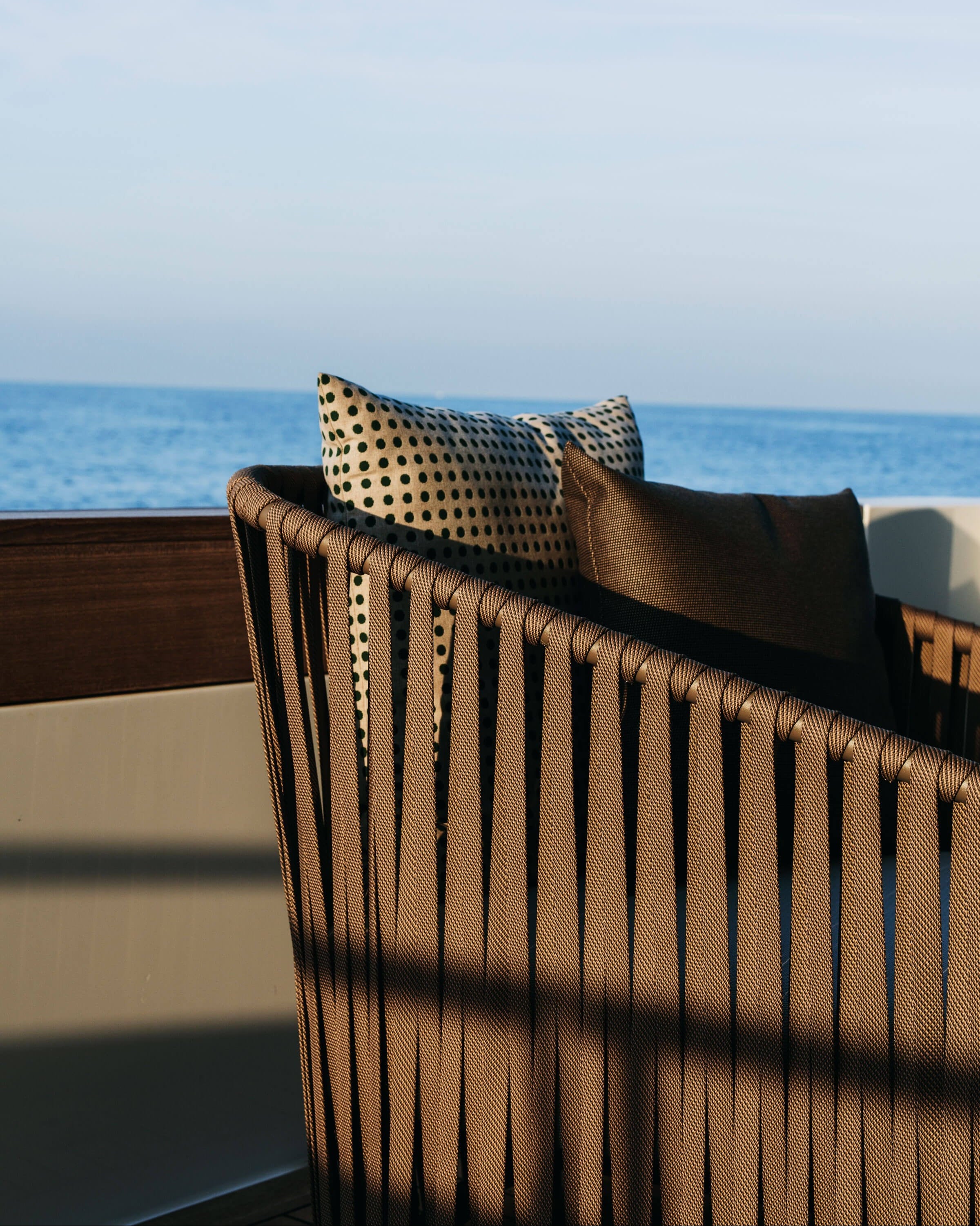 Sillón club Bitta Lounge | Cuerda Z01 | Asiento 01L | Cojines 01L