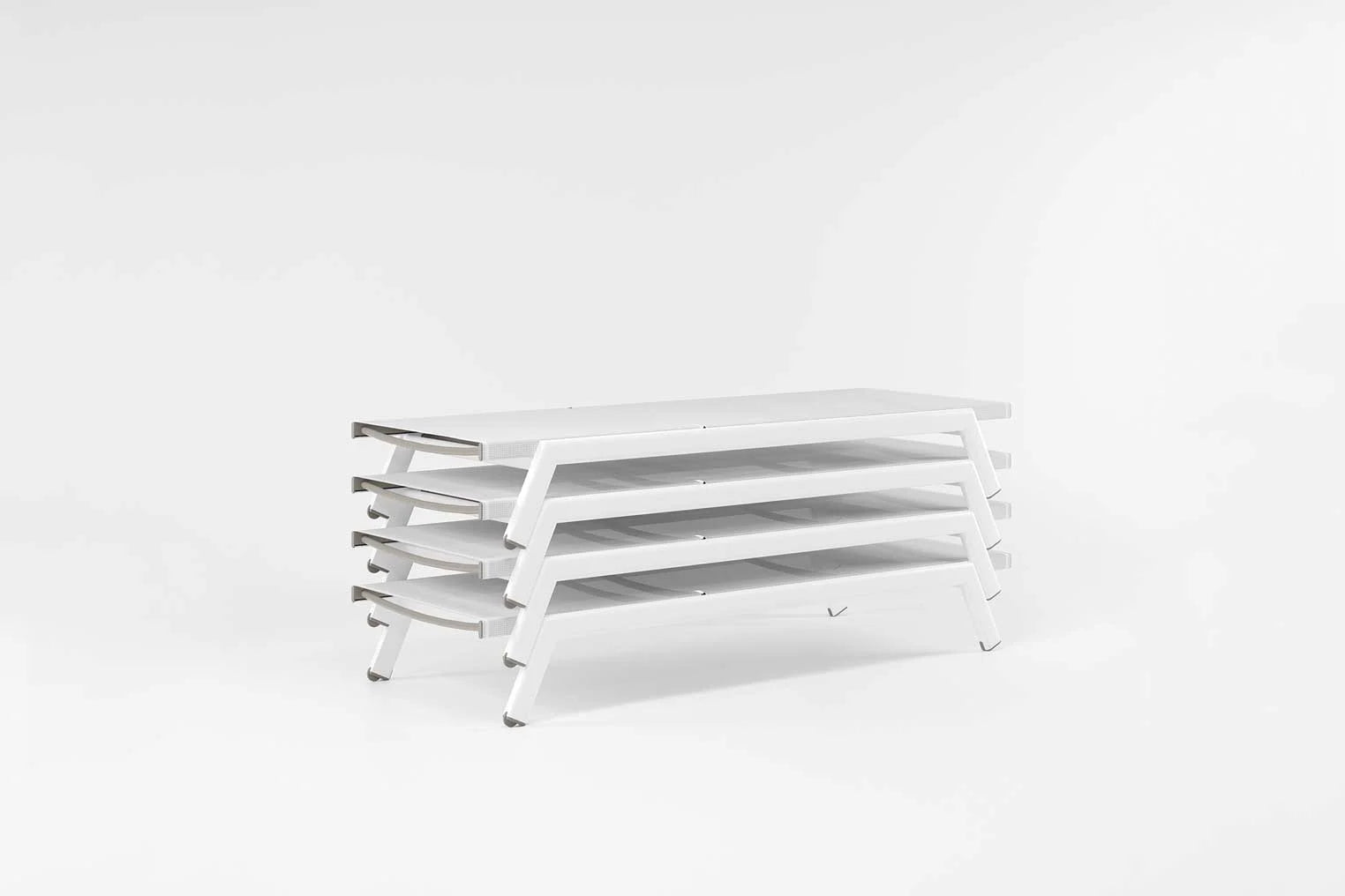 Molo Lounger with Wheels | Frame 01C | 547 Urchin Parallels