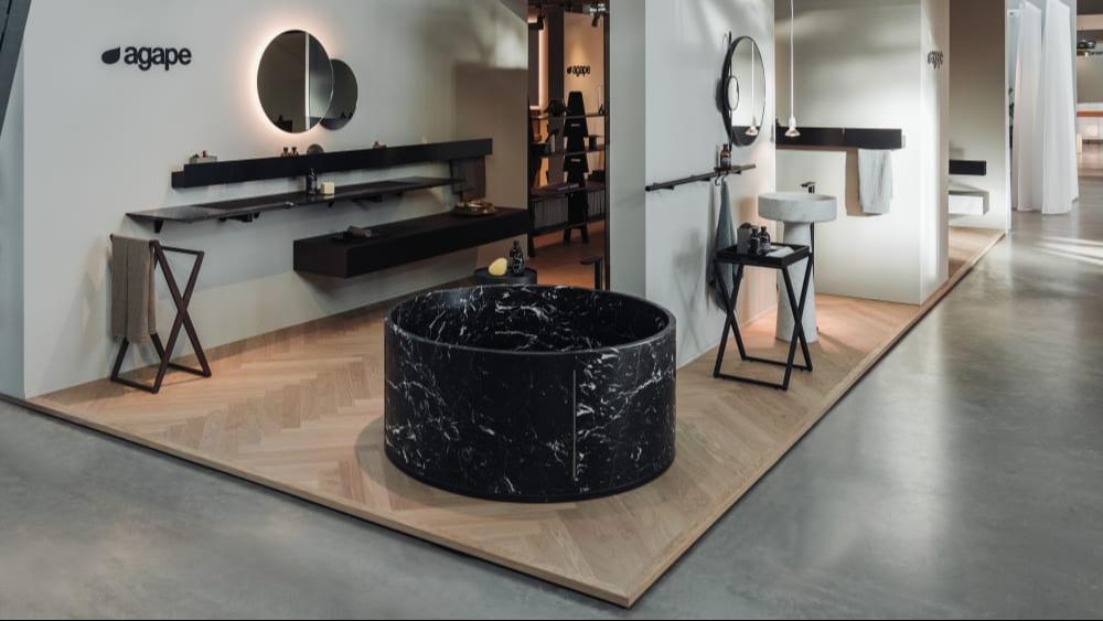 Bañera independiente In-Out mármol