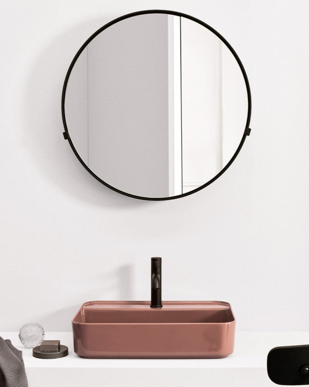 Shui Comfort Rectangular Washbasin with tap hole