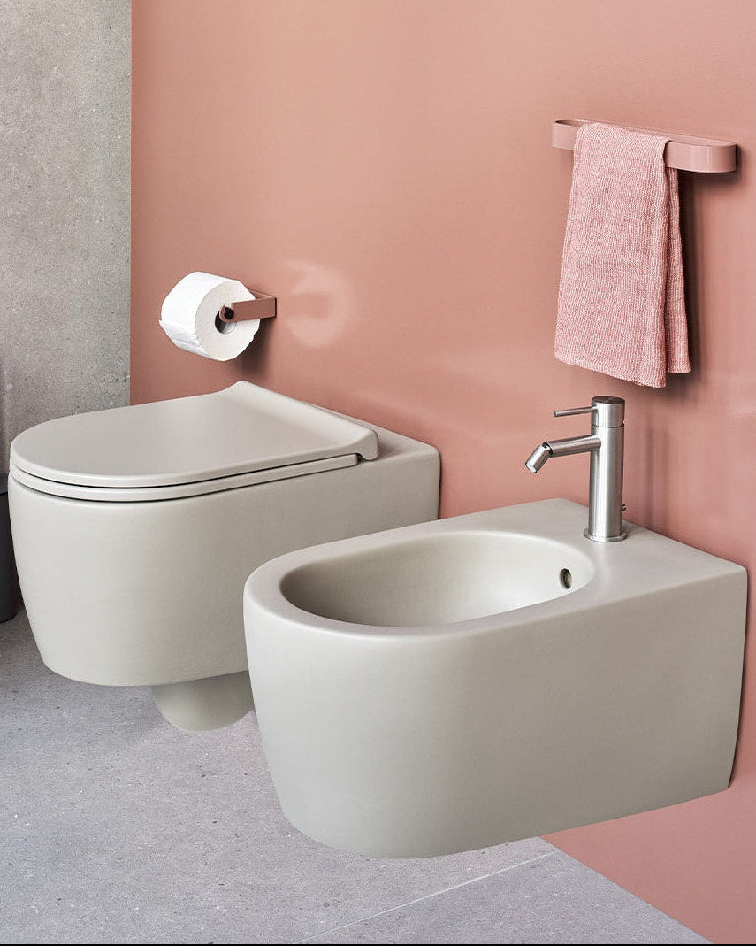 Smile New 53 wall-hung toilet