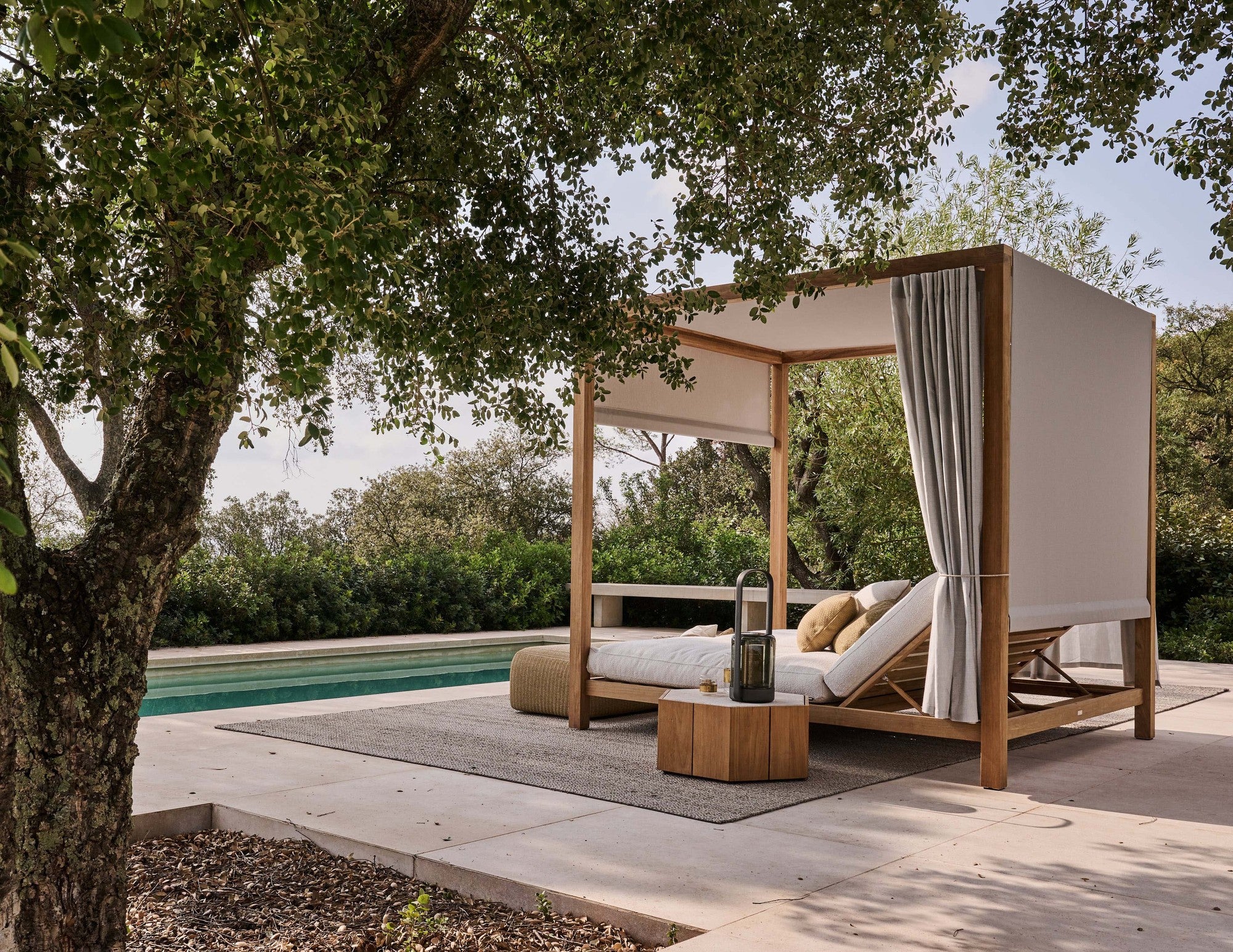 Pure Cabana outdoor lounger