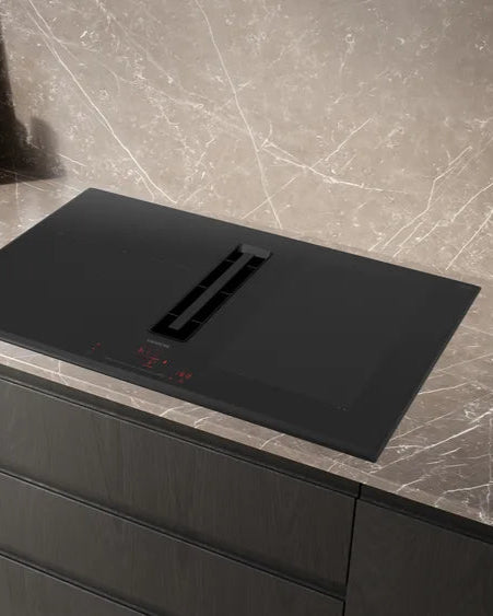 Induction hob with integrated extractor 80 cm without profiles