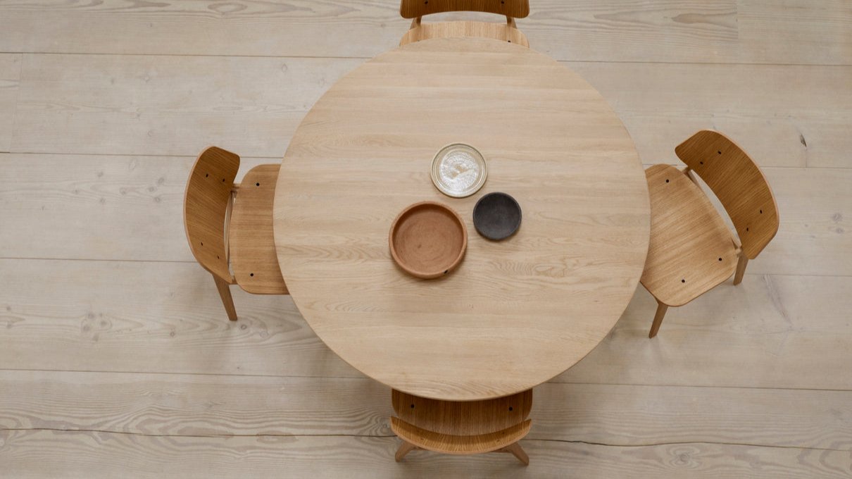 Taro dining table Ø120 cm