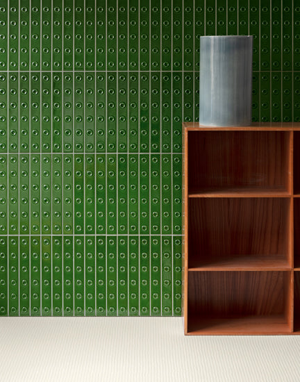 Punto porcelain wall tiles
