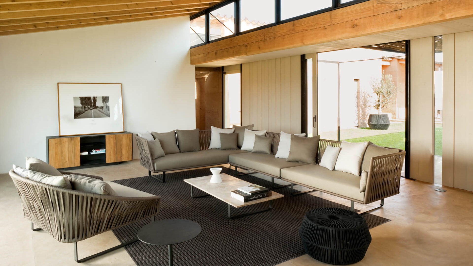 Módulo de esquina izquierda Grand Bitta | Cuerda Z05 | Cojín de asiento 07L