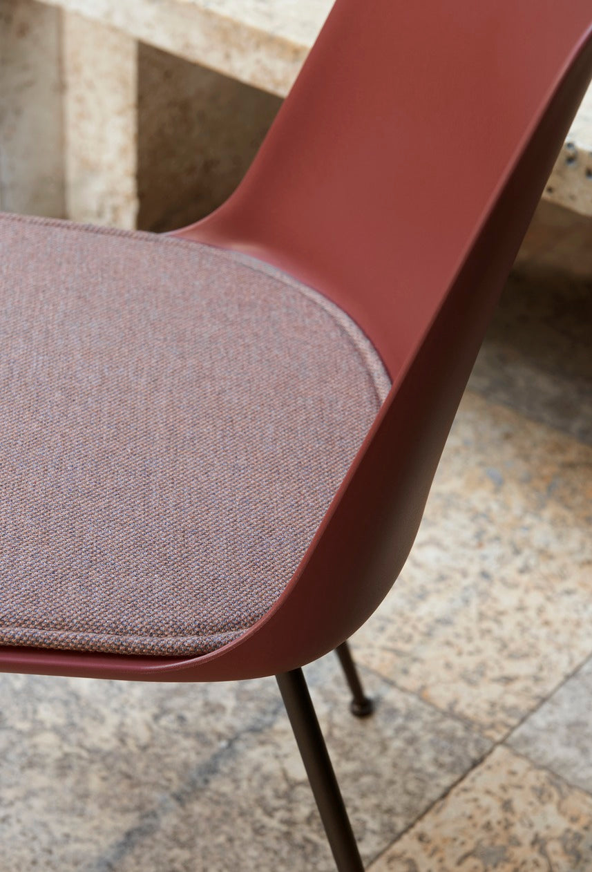 Rely HW6 dining chair