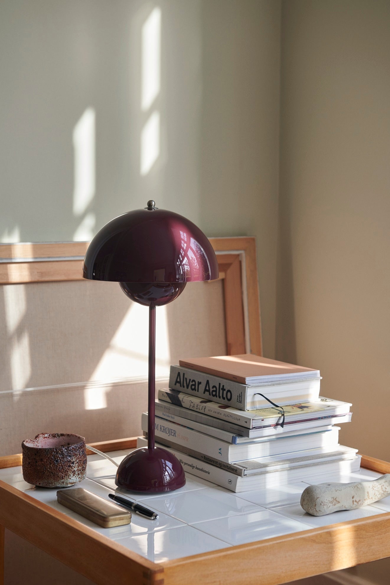 Flowerpot VP3 table lamp