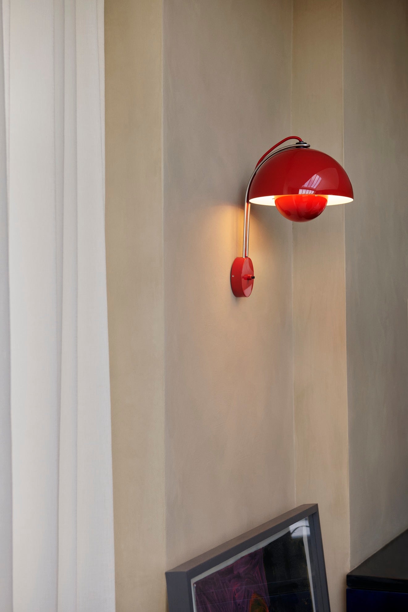 Flowerpot VP8 wall light