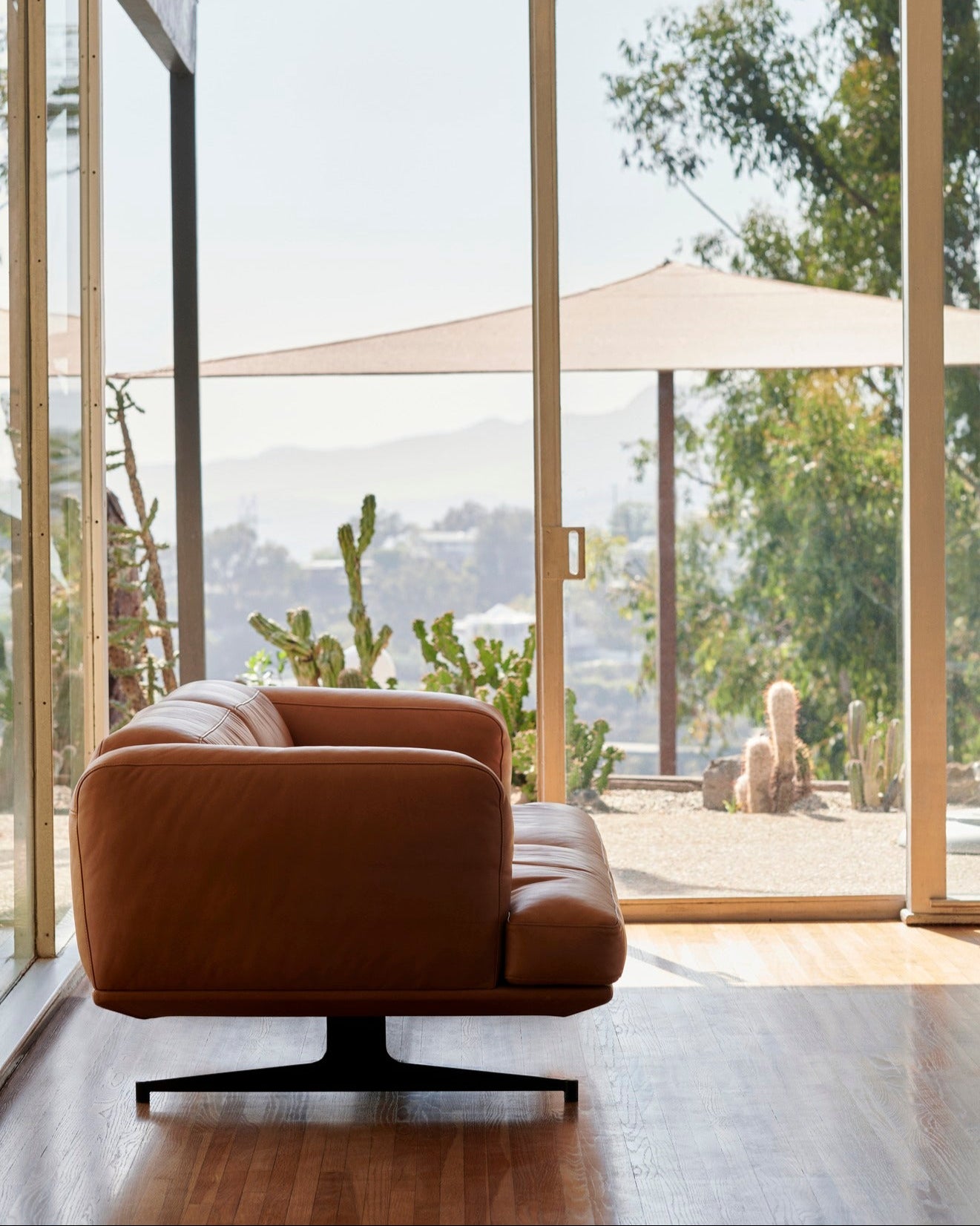 Inland AV22 2-seater sofa