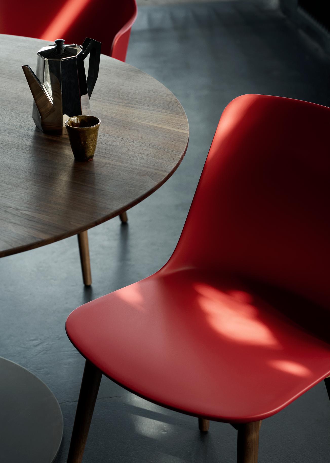 Rely HW71 dining chair