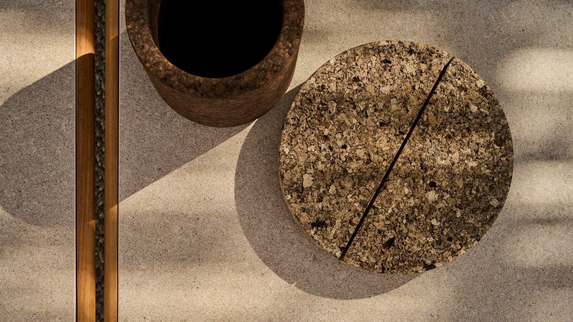 Mesa auxiliar de exterior Ukiyo