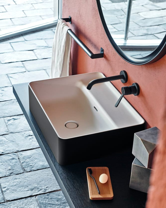 Marsiglia countertop sink without holes