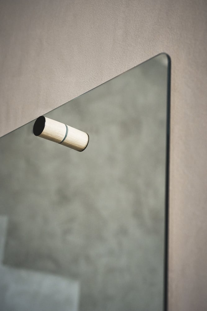 Double Season Mirror