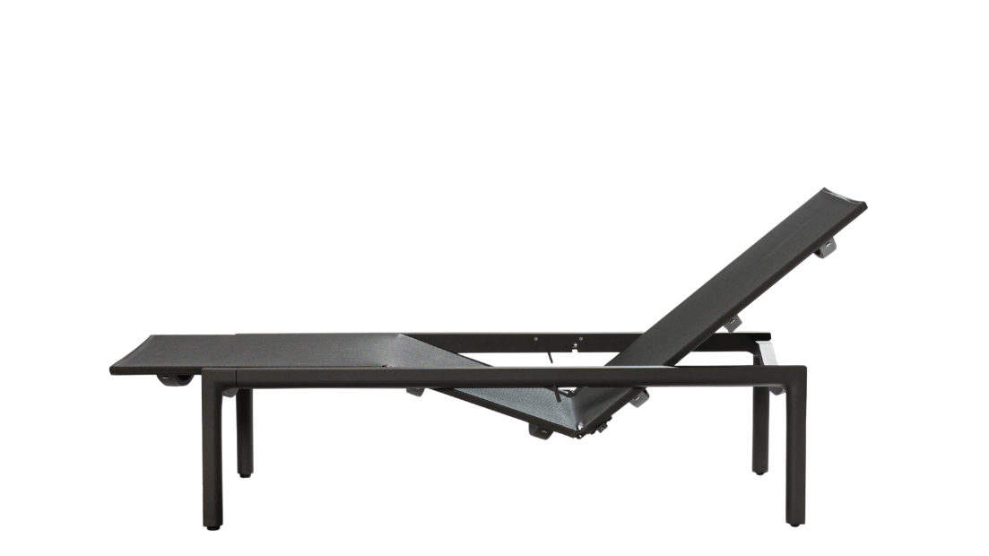 Illum outdoor lounger