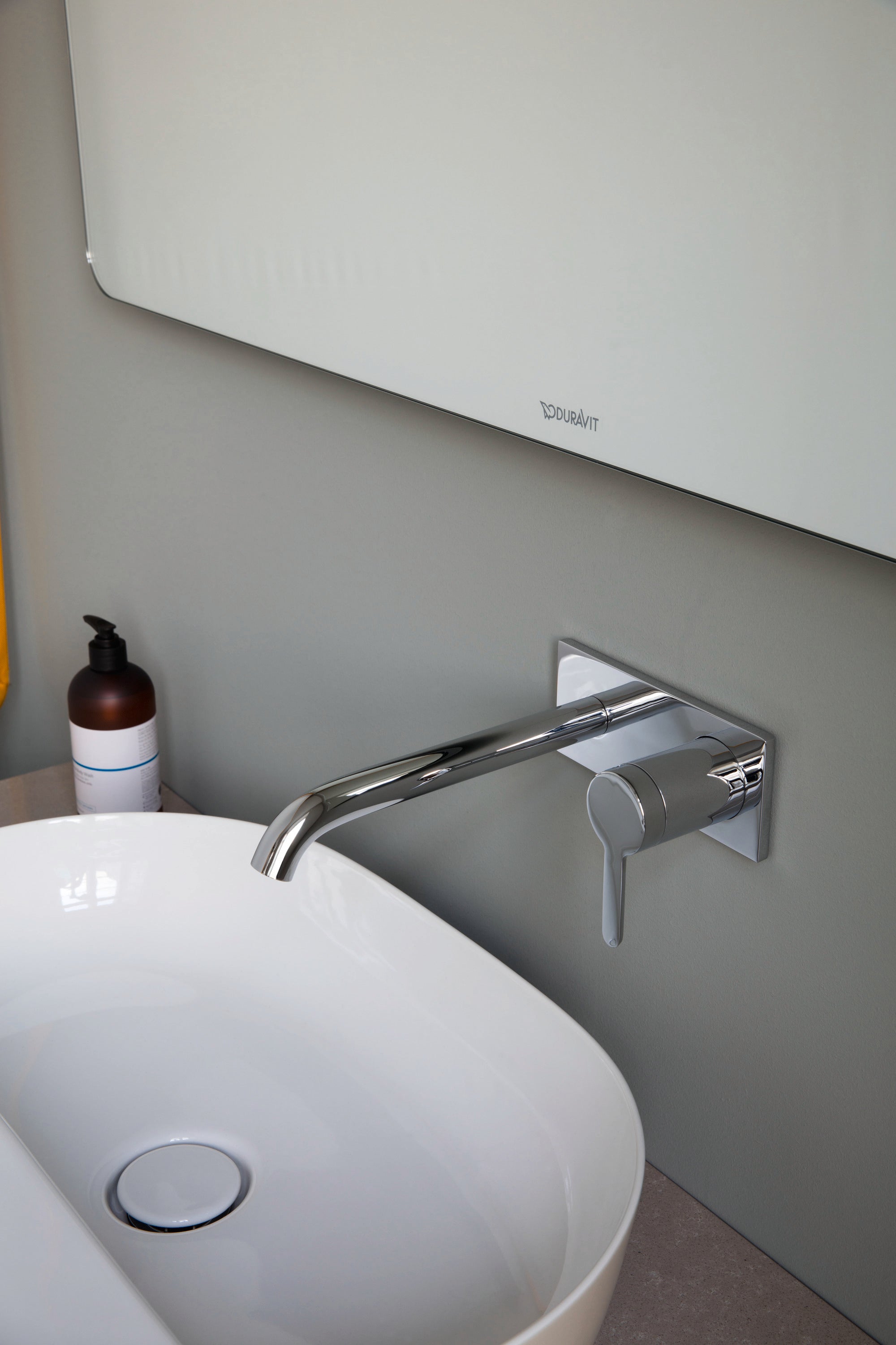 Luv 800 mm countertop washbasin