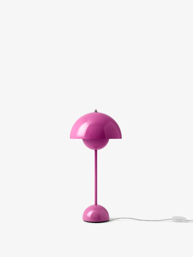 Flowerpot VP3 table lamp