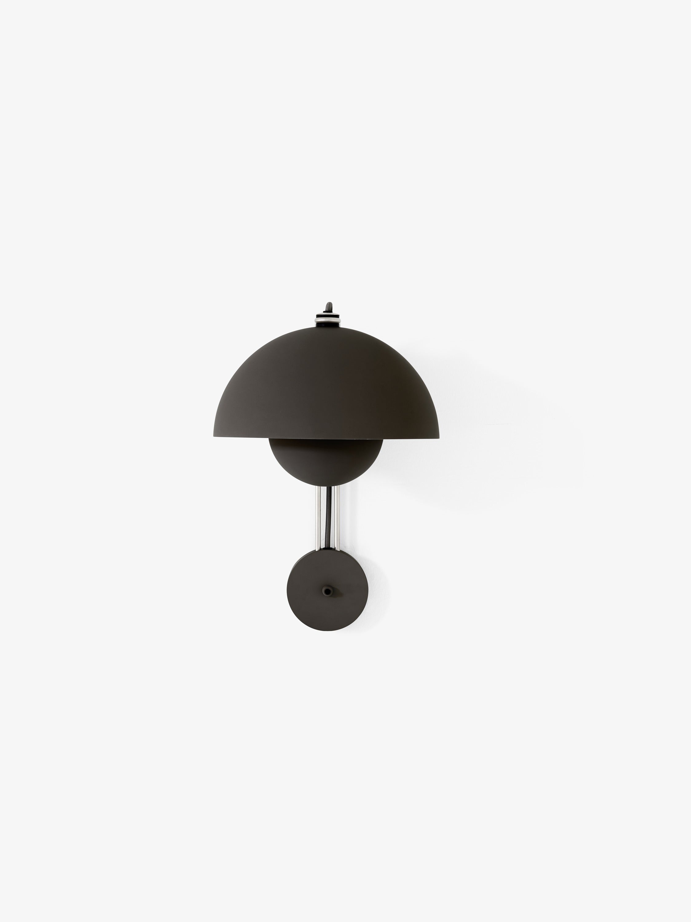 Flowerpot VP8 wall light
