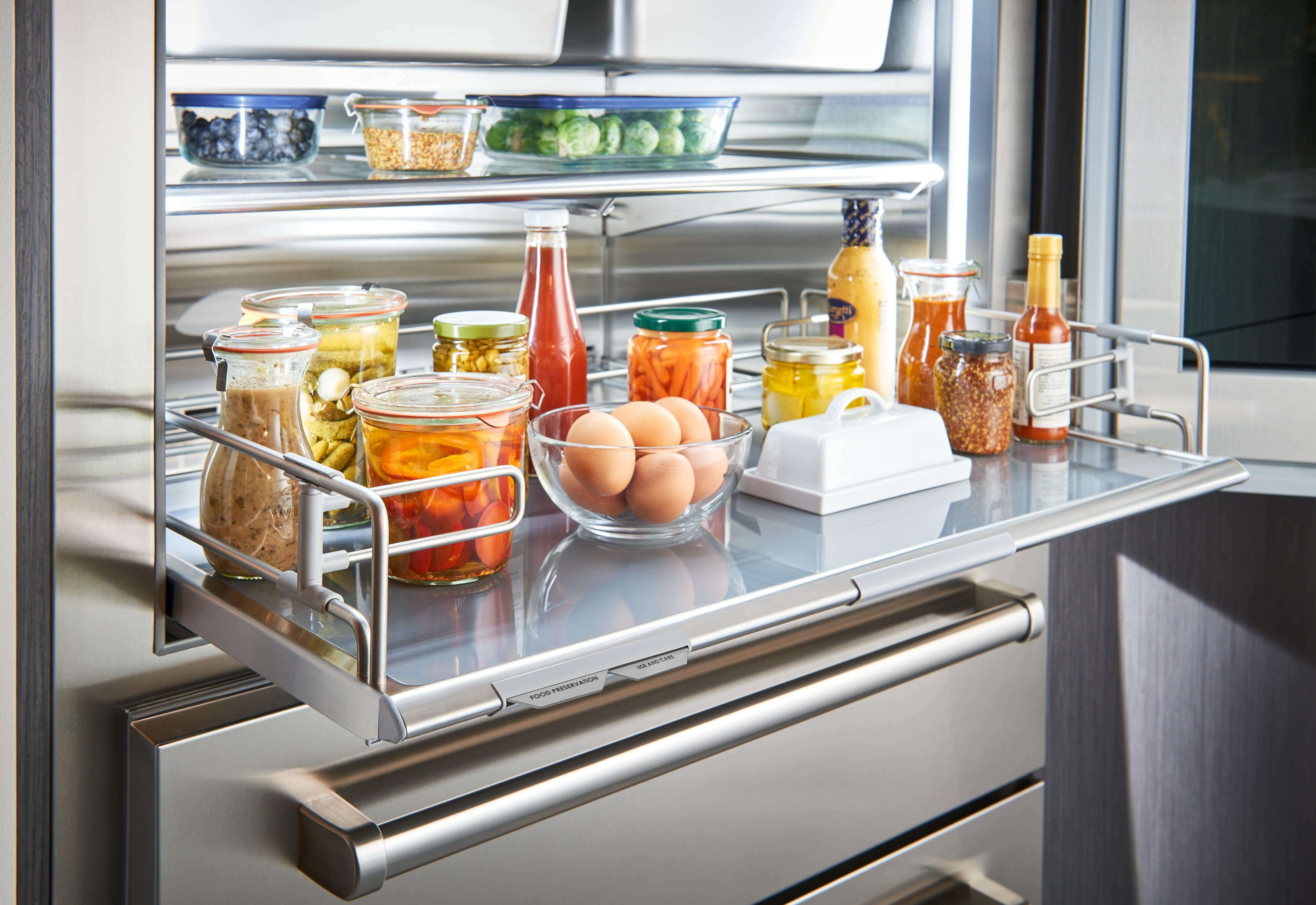 Refrigerator with 914mm Freezer Drawer with Glass Door Pro