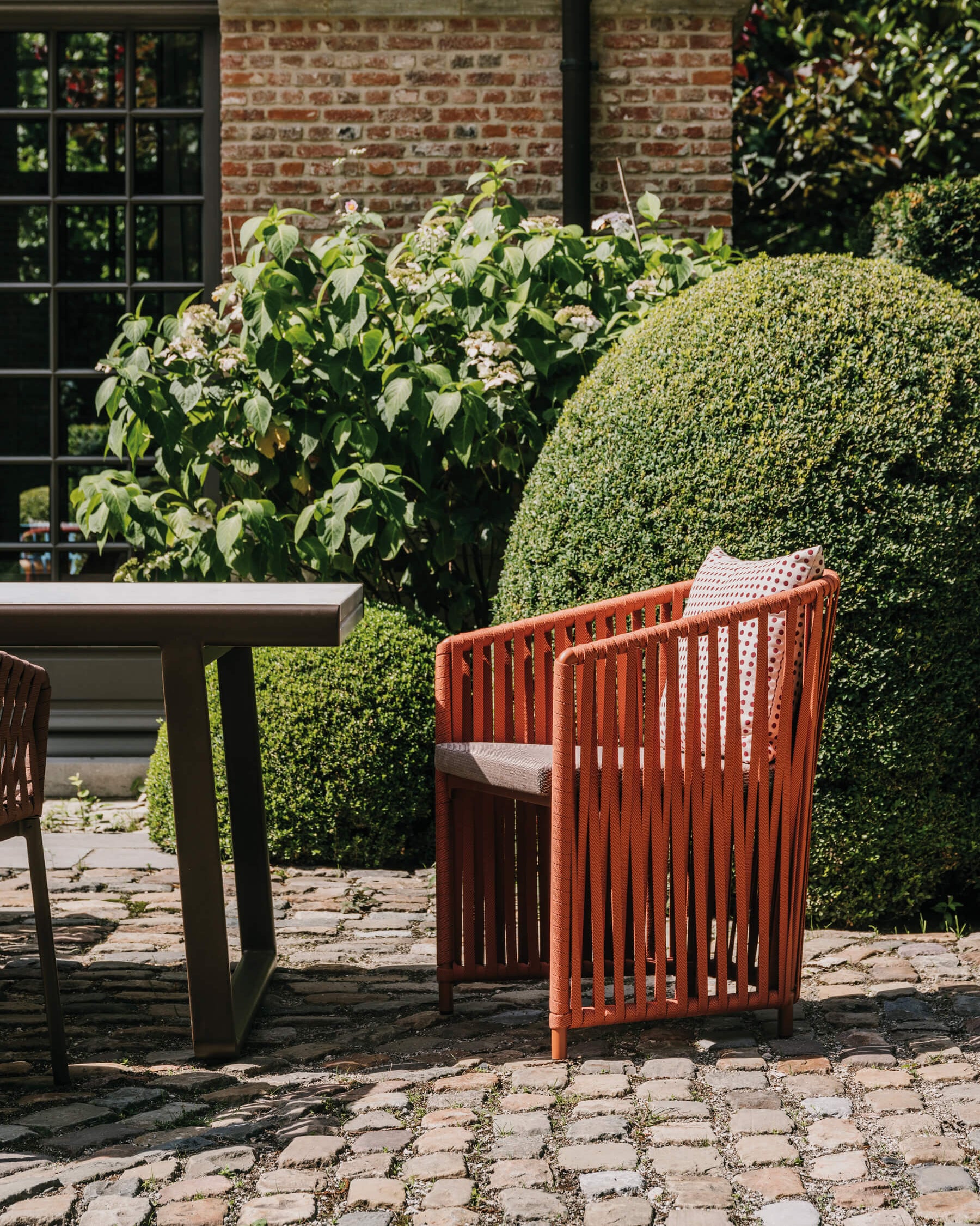 Sillón comedor Bitta Lounge | Cuerda Z15 | Asiento 08L