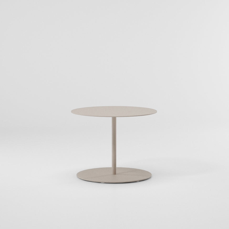 Objects side table without tray