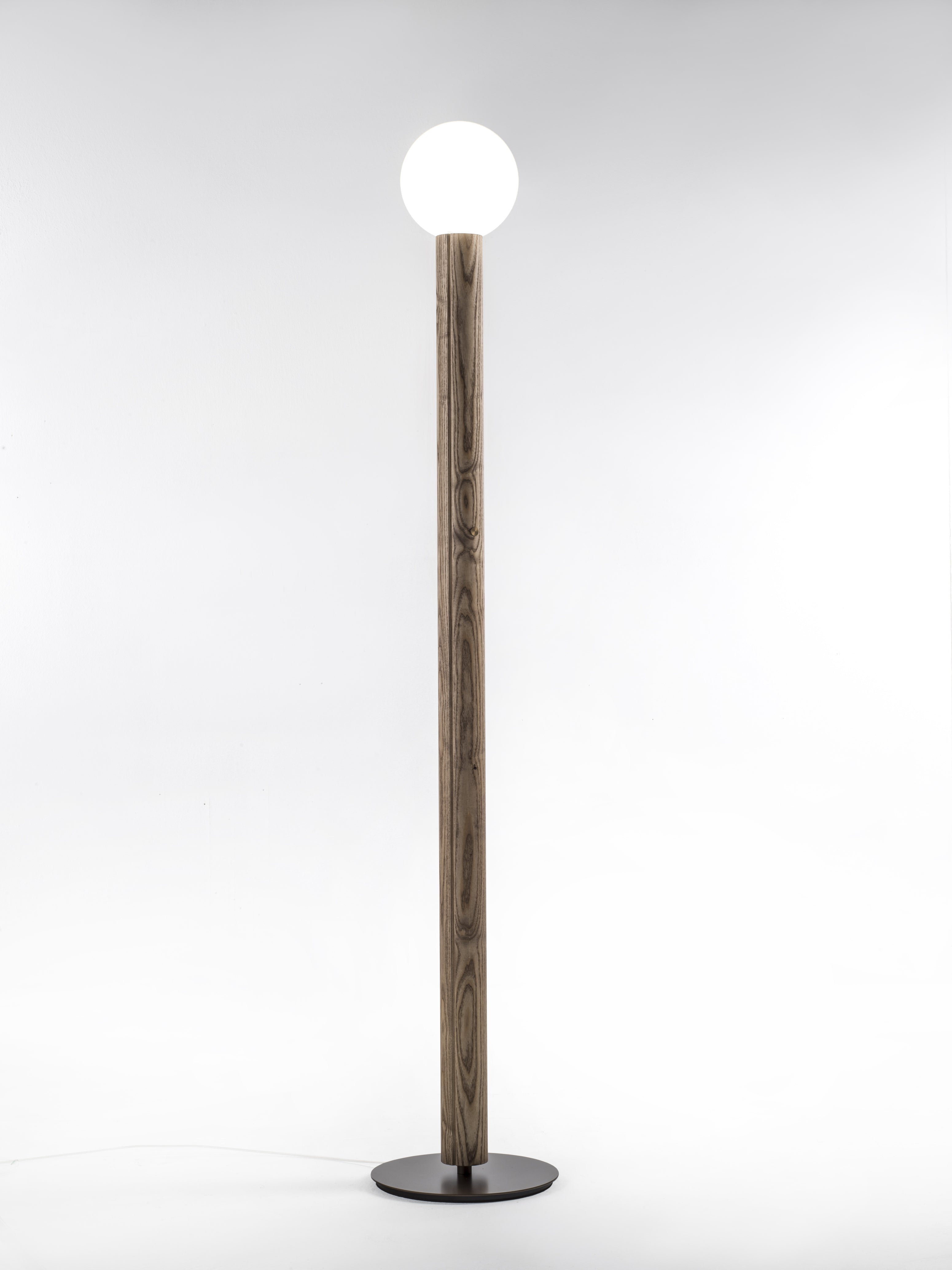 Lum Floor Lamp