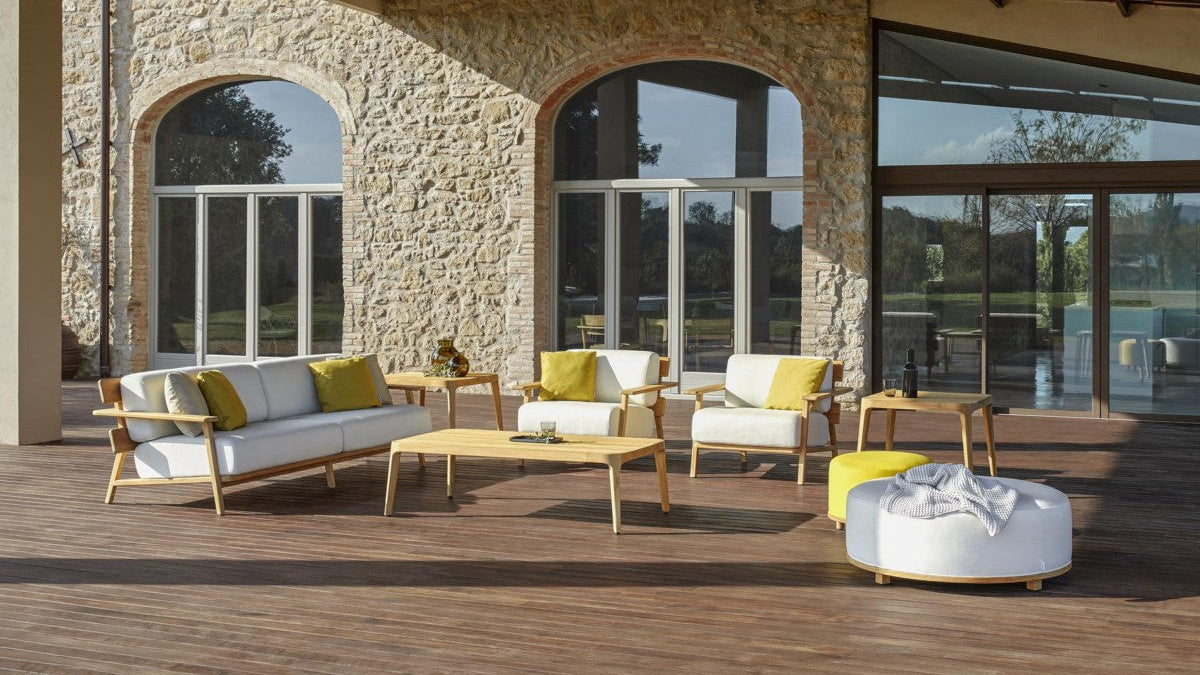 Parallel corner side table