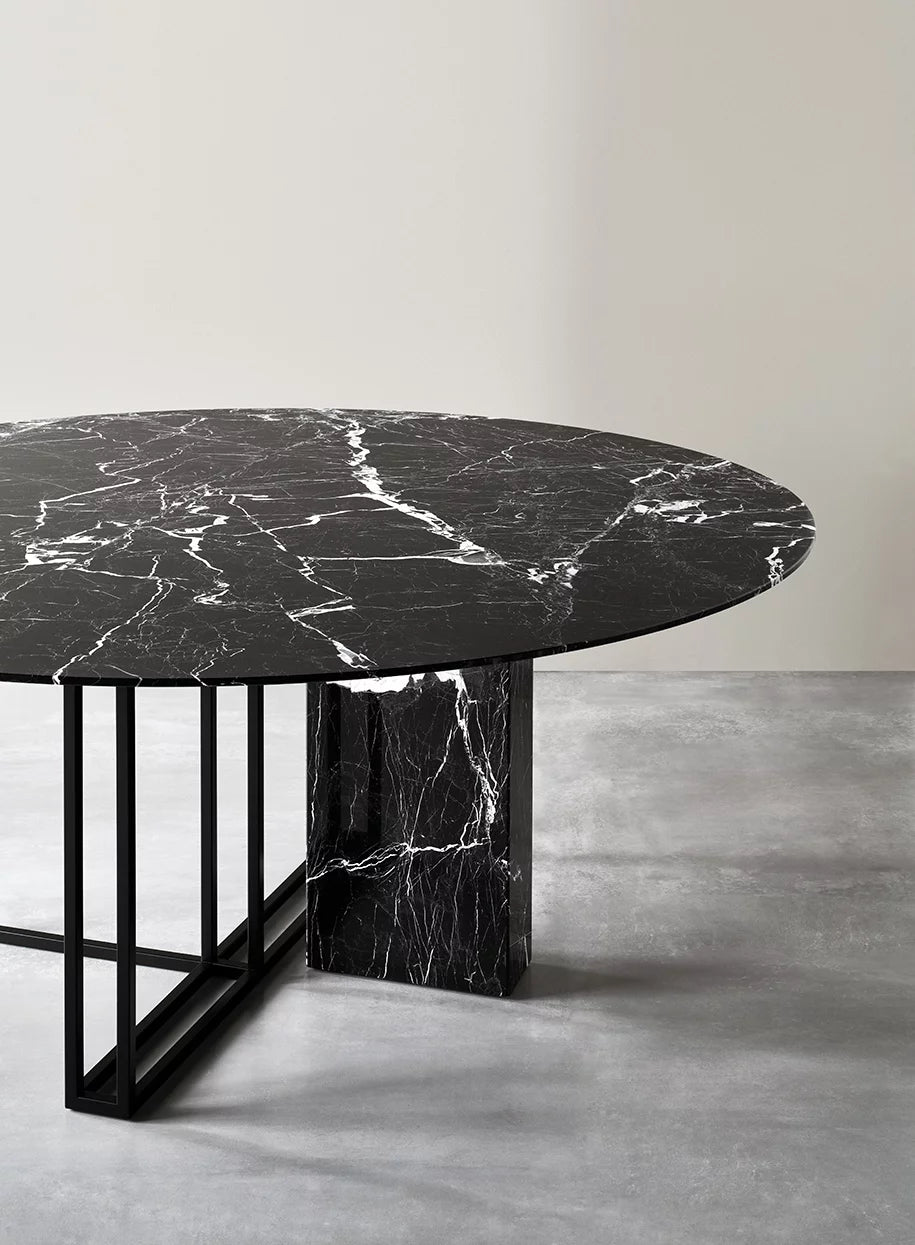 Mesa de comedor Plinto