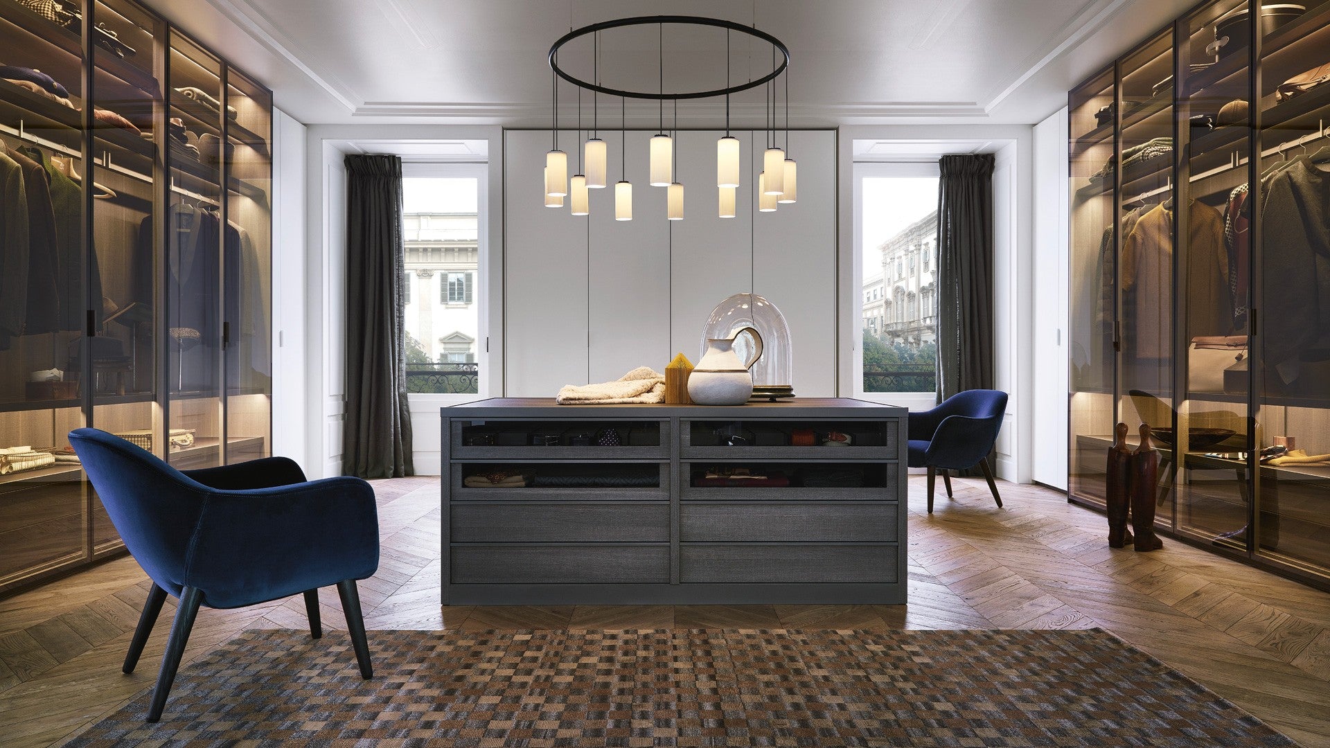 Mad Chair with swivel base