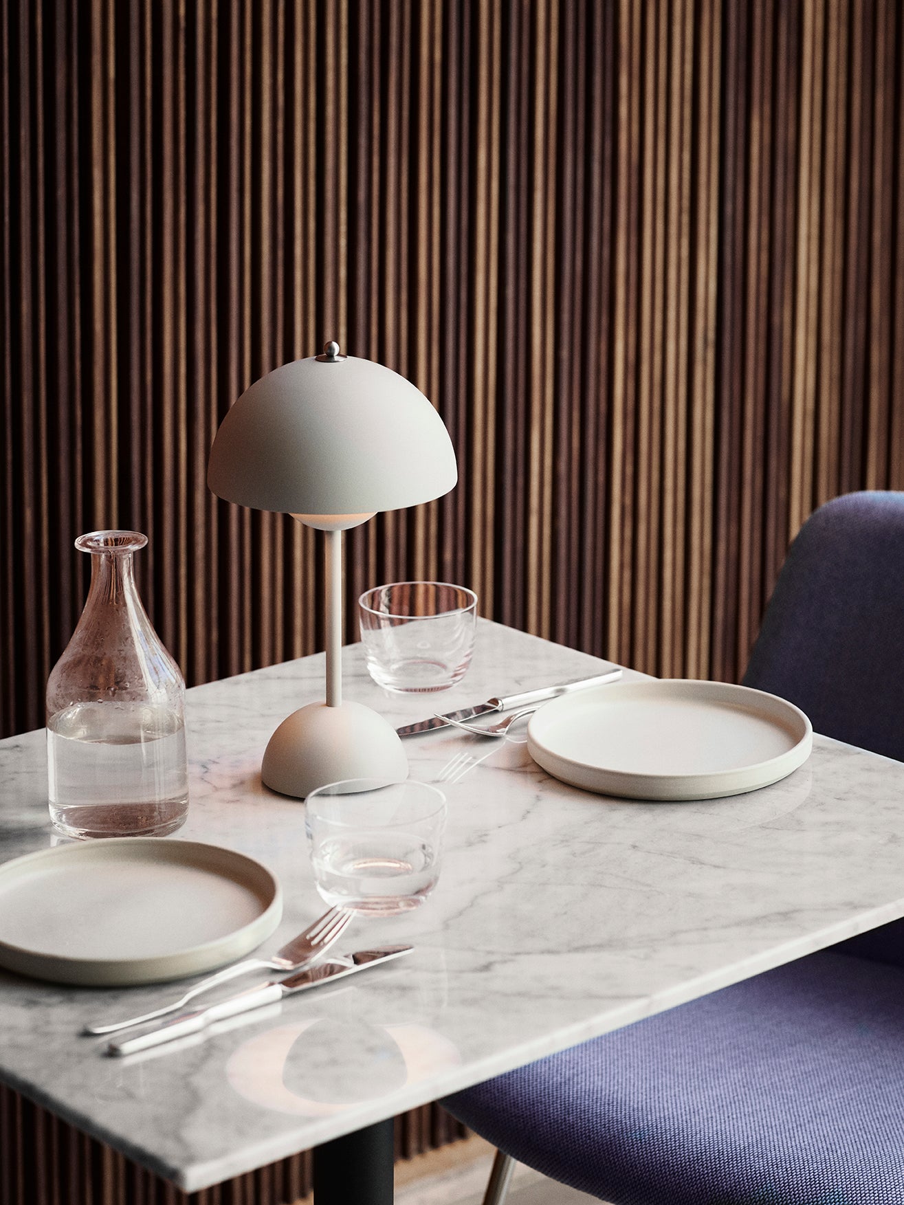 Rely HW8 dining chair