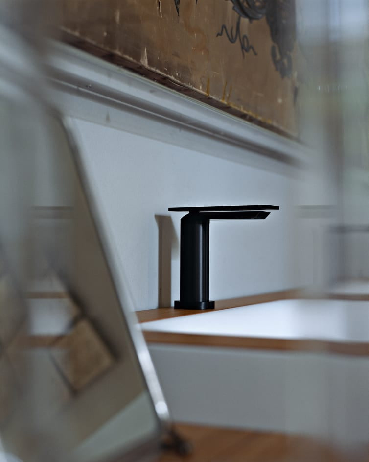 Sen single-lever bidet or washbasin mixer