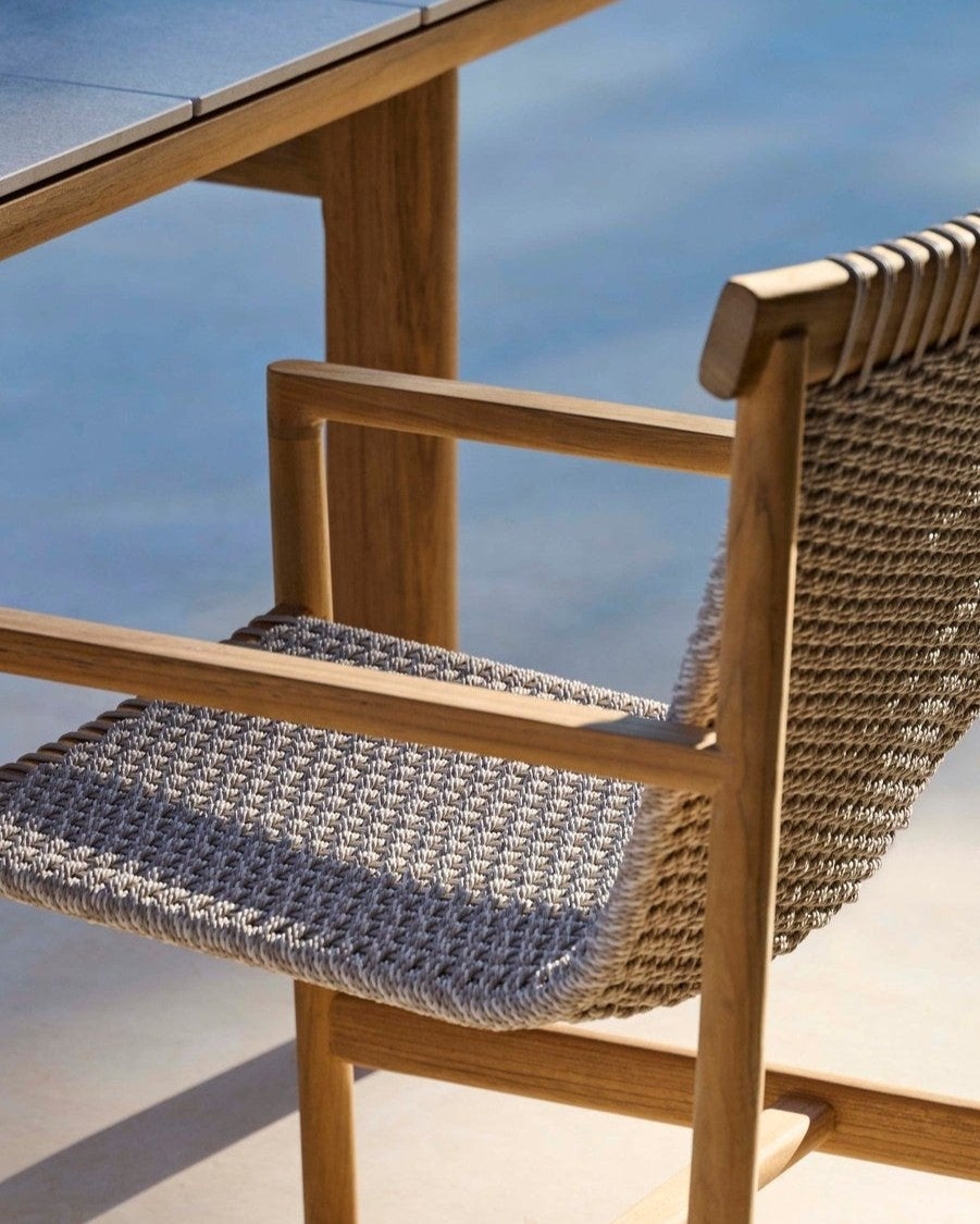 Silla de comedor con brazos para exterior Amanu