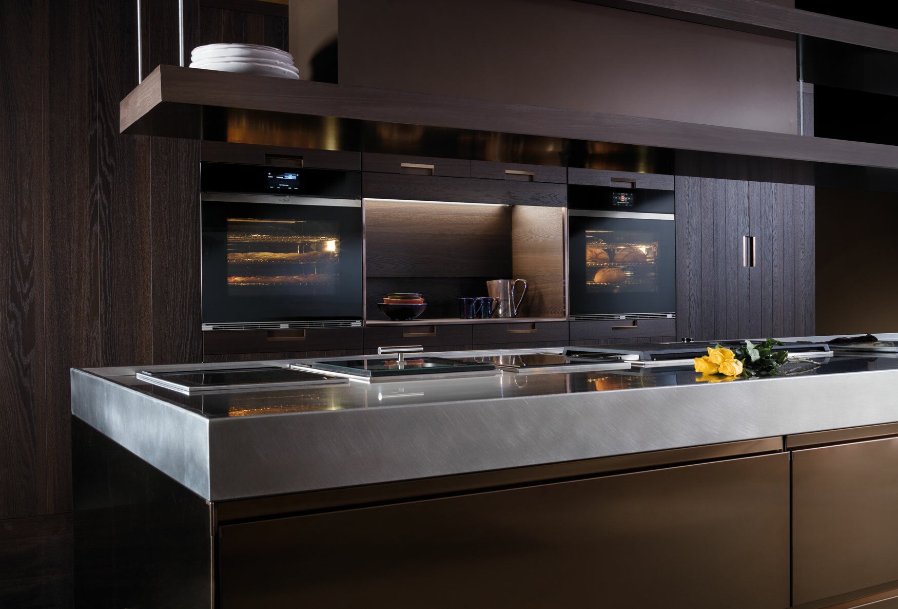 Contemporary Built-in Single Oven M Series Black Glass 762 mm