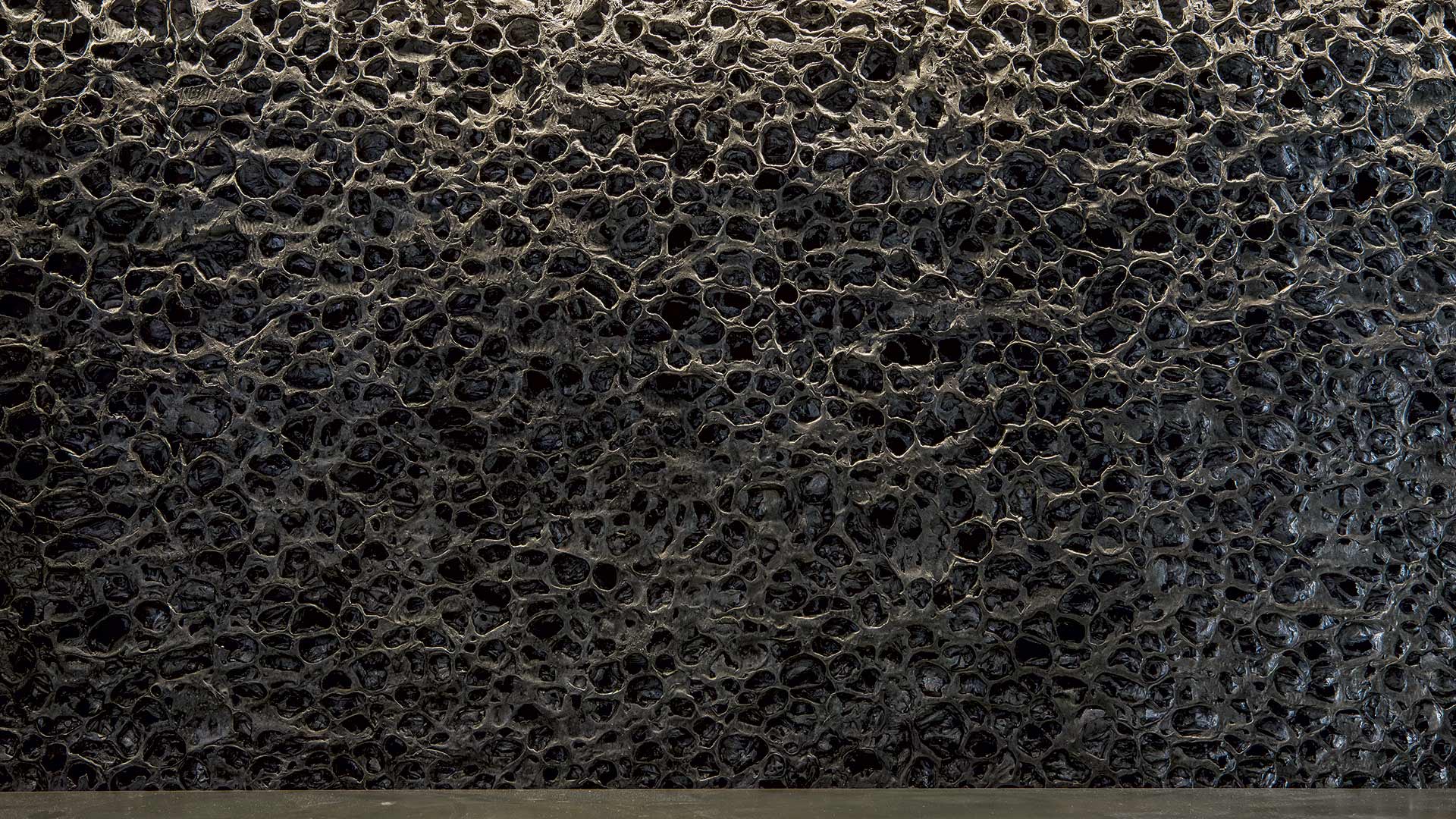 SR coffee table with stone surface