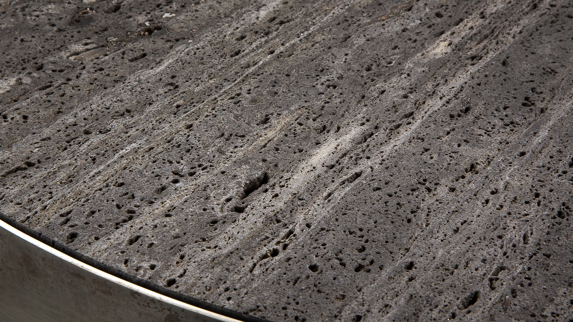 SR coffee table with stone surface