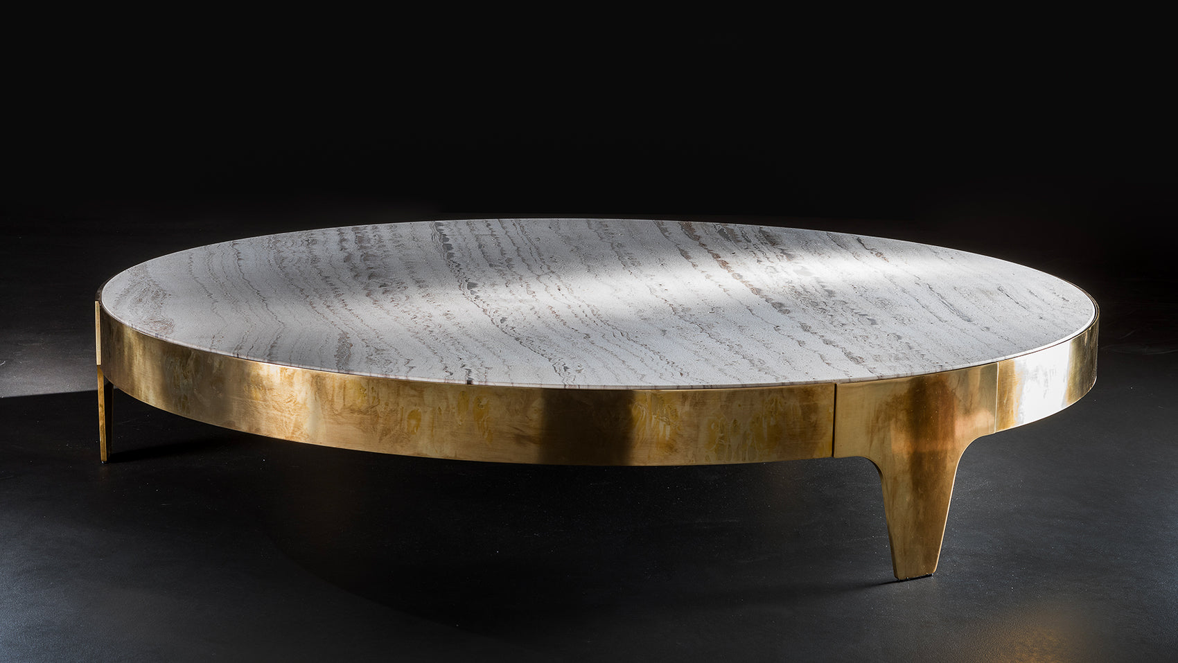 SR coffee table with stone surface