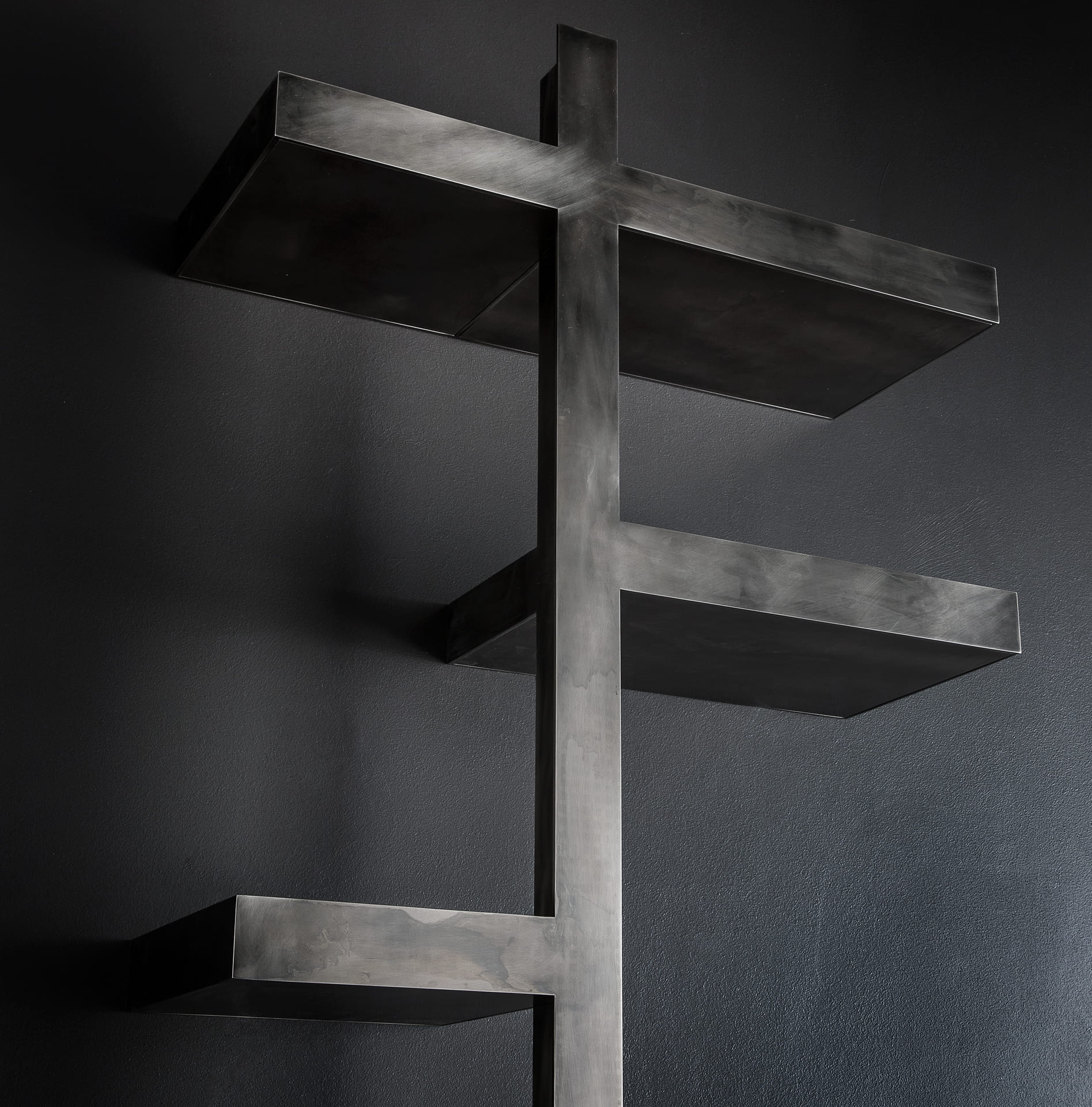 Unicode metal shelving