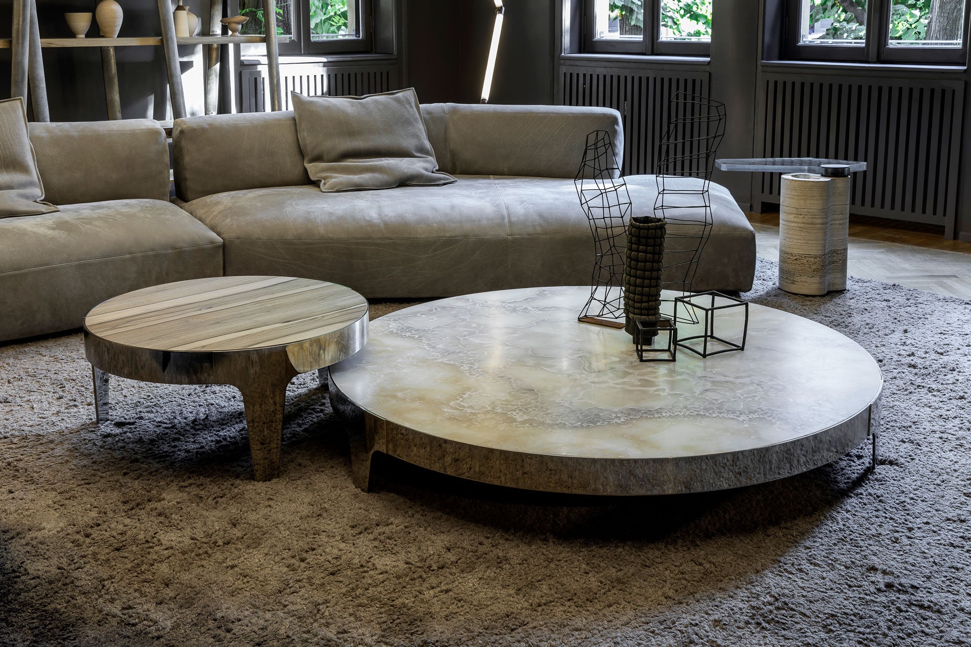 SR coffee table with stone surface