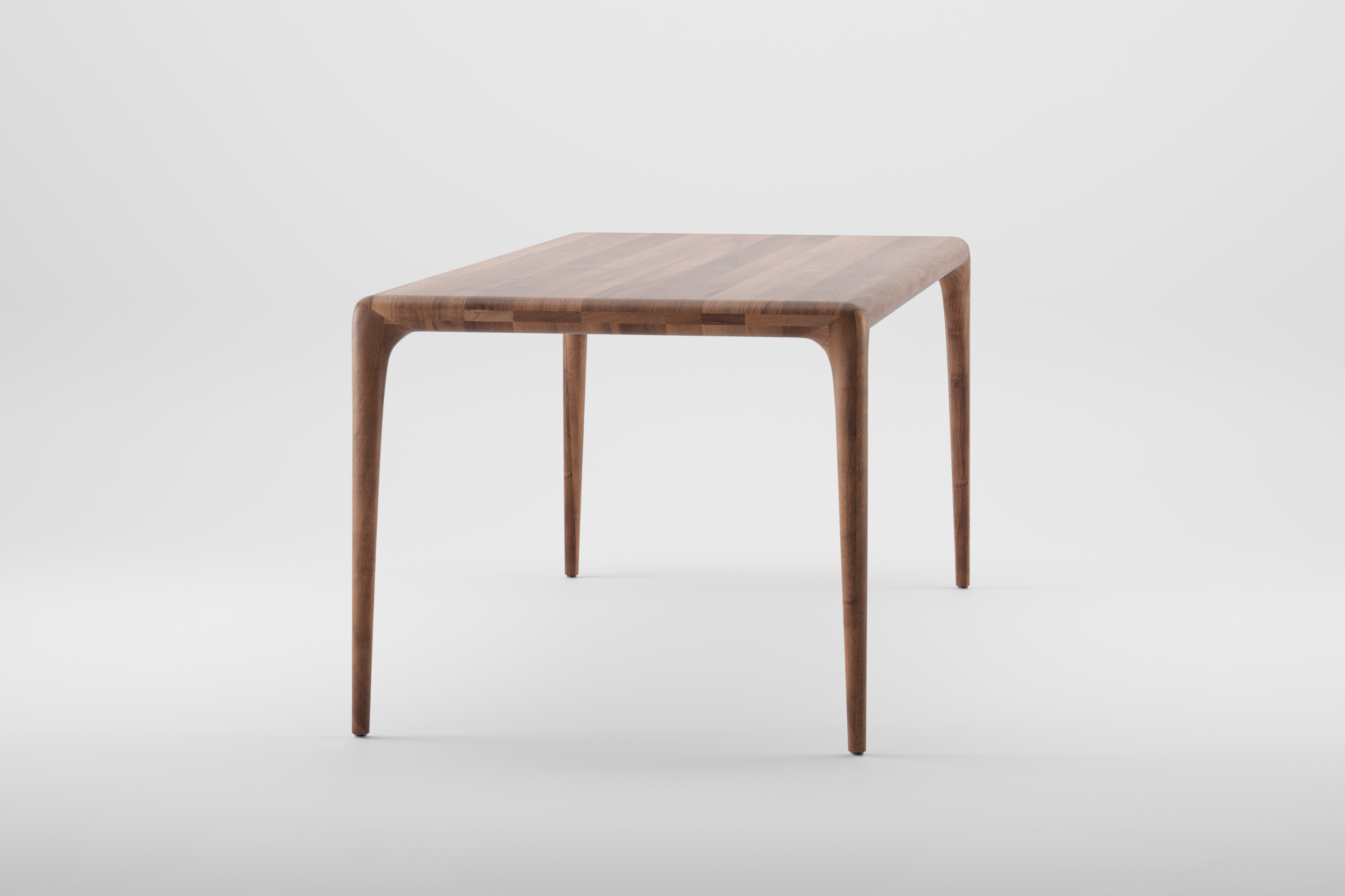Latus dining table
